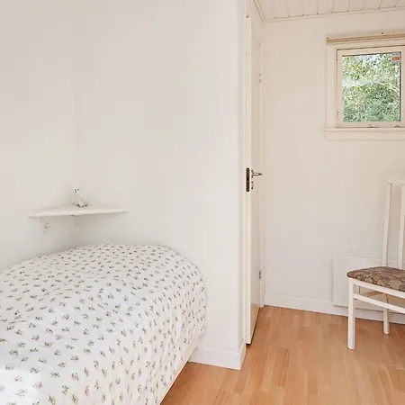 Seaside Haven With Swing - By Traum Casa de Férias Glesborg